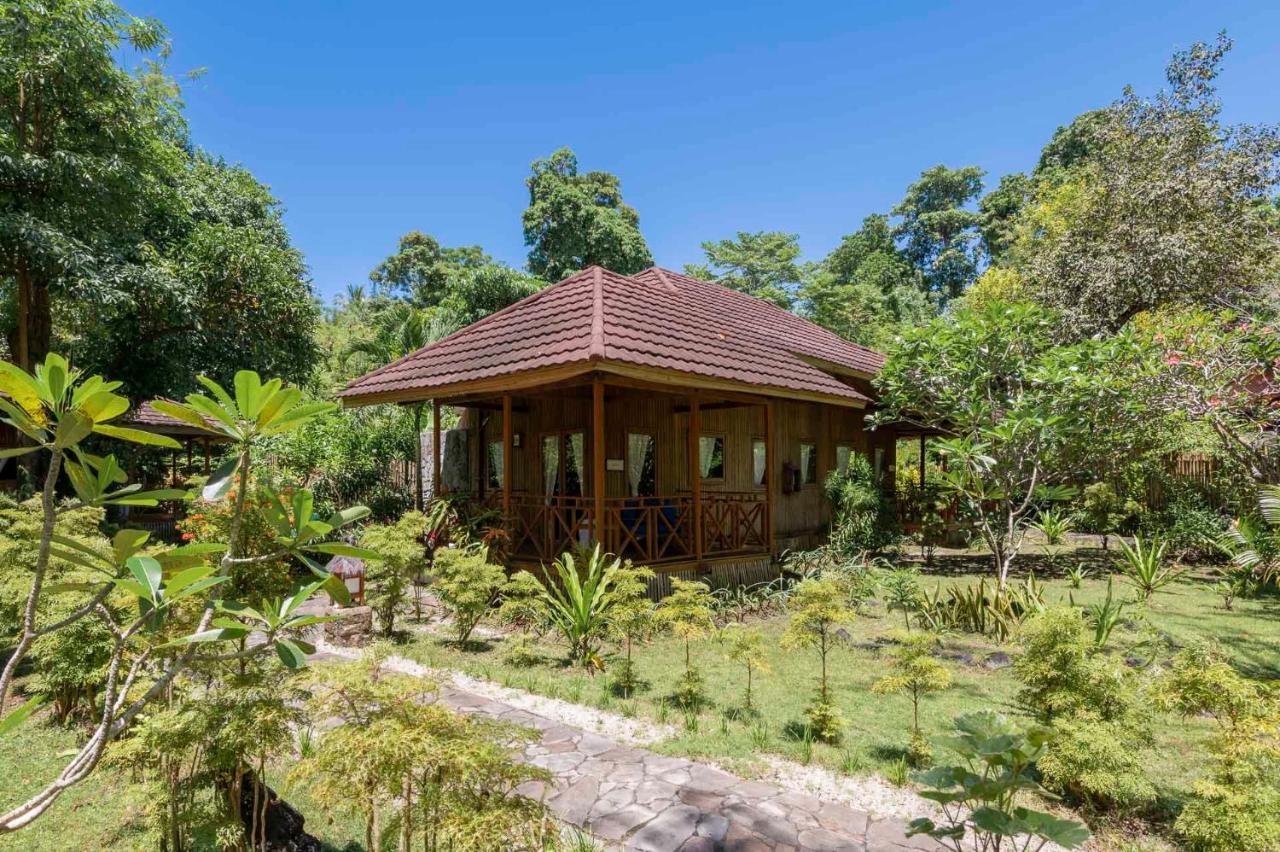 Siladen Resort&Spa Bunaken Exterior foto