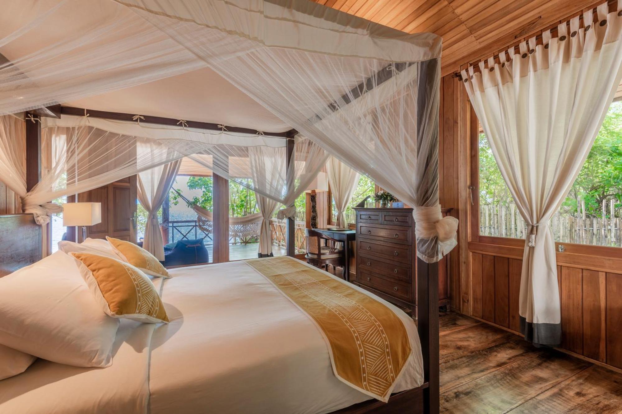 Siladen Resort&Spa Bunaken Exterior foto